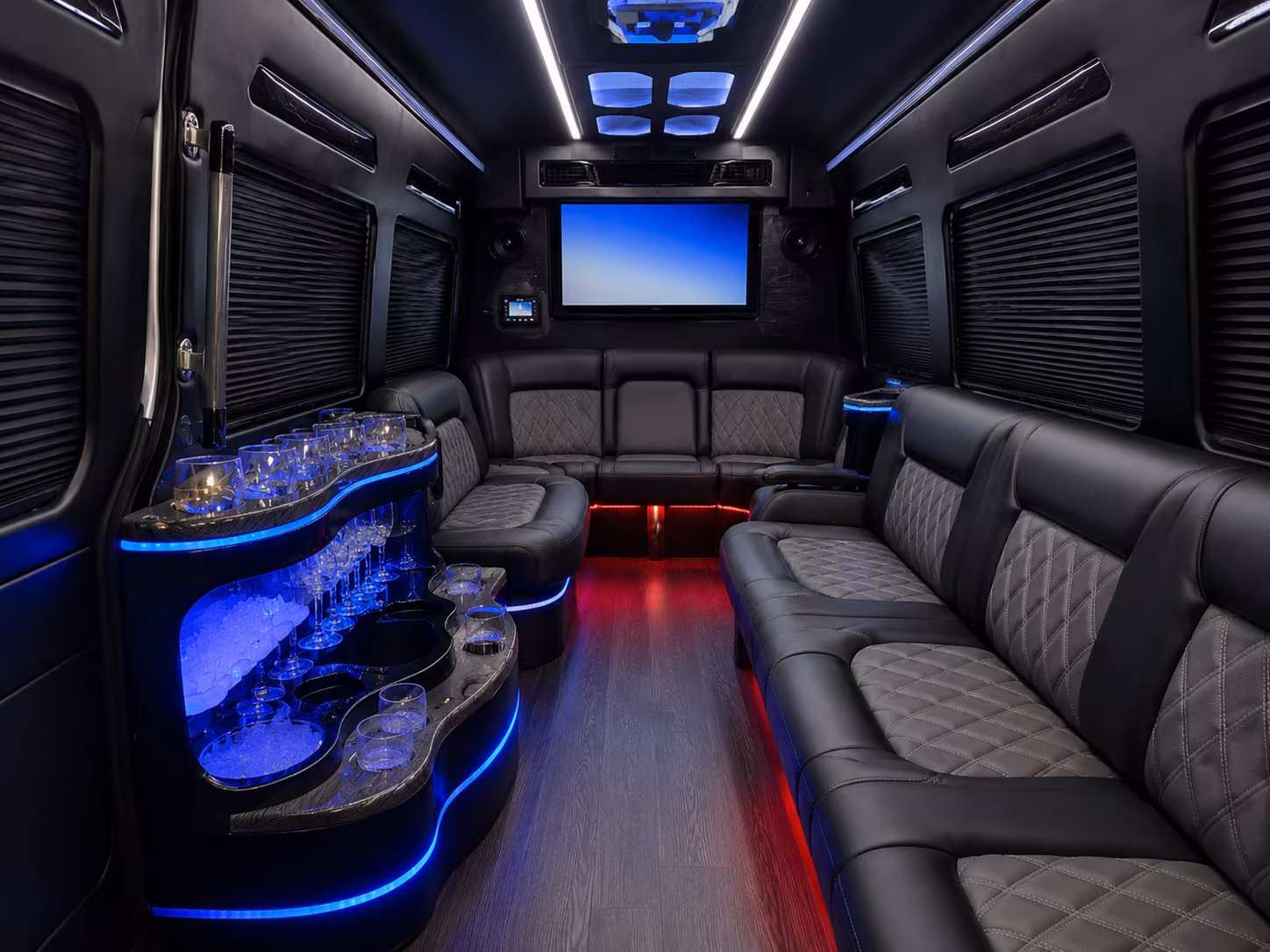 prom bus rentals for tigard tualatin and lake oswego groups